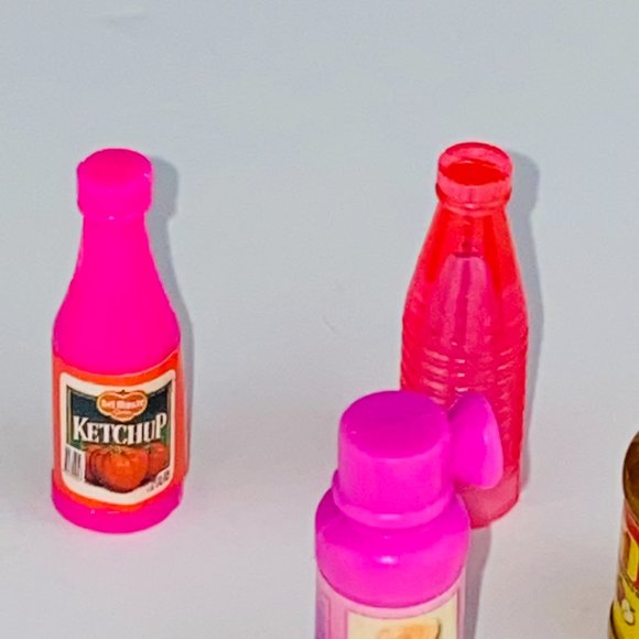 Barbie Toy Accessory Pieces For Dollhouse Playsets Lot of 5 Pieces - Picture 4 of 6